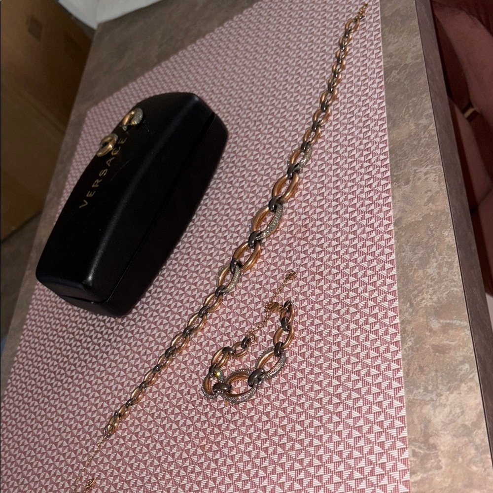 Swarovski Rose Gold and Silver Jewelry Set- Used- Good Condition- mid 2000s - Picture 6 of 9